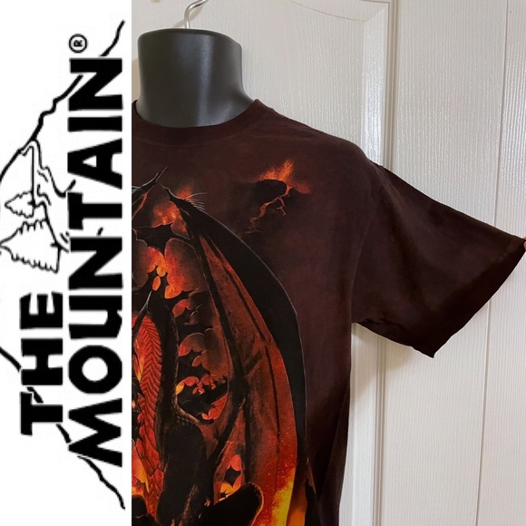 EUC The Mountain Fireball Dragon T-shirt, M - Picture 6 of 16